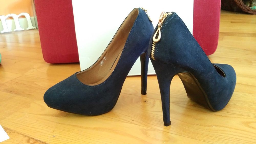 Buty na obcasie SERGIO TODZI