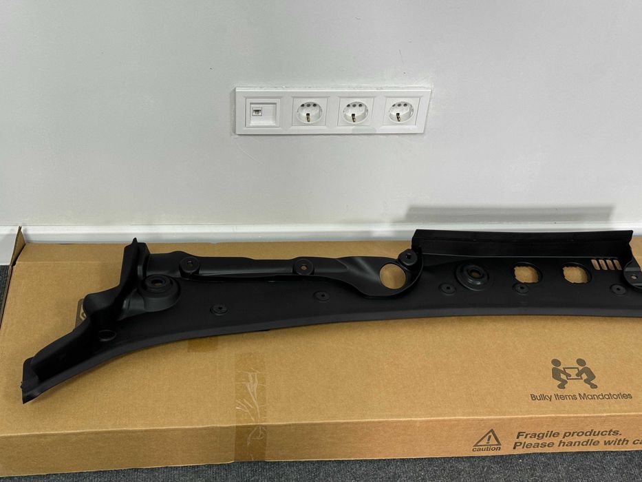 Жабо BMW F10 F11 / 51717203124