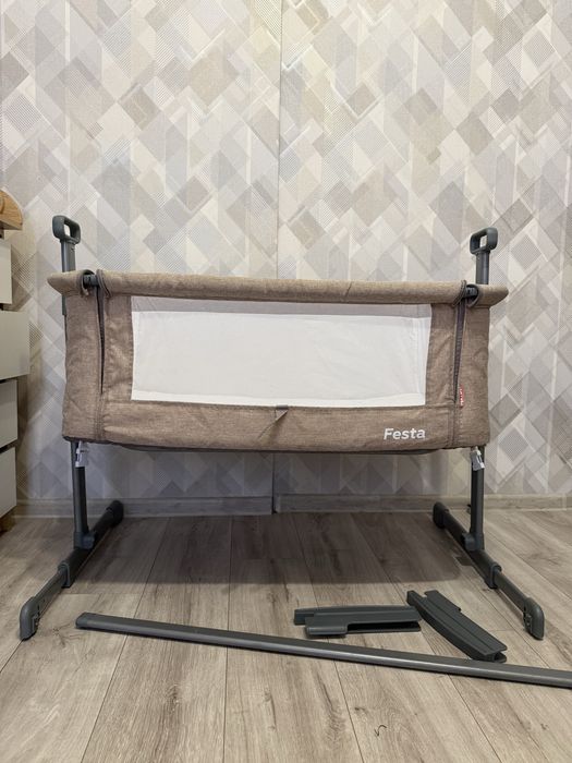 Кроватка Carrello Faste