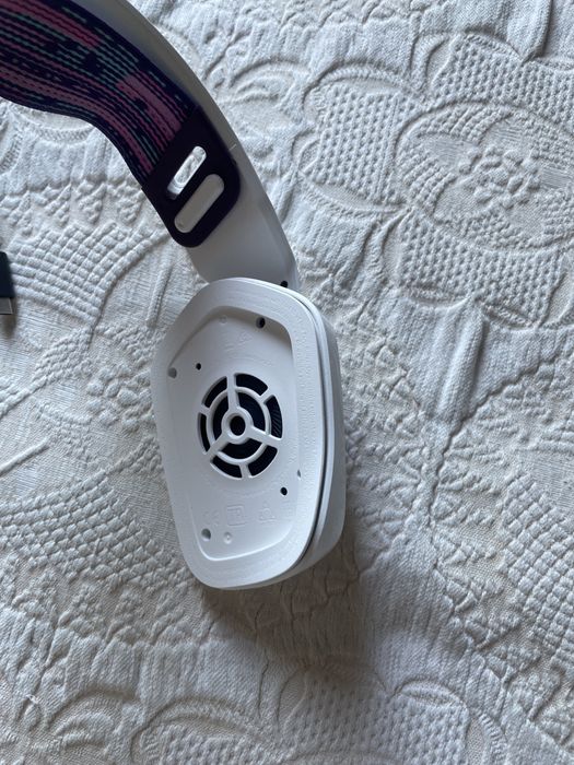 Logitech G733 brancos como novo