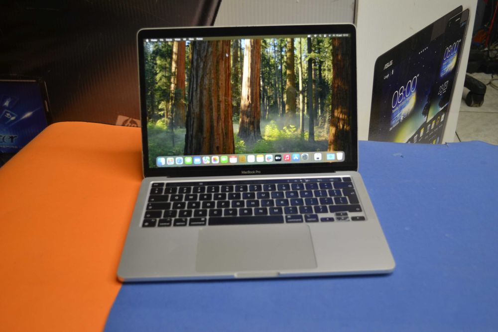 Laptop MacBook PRO RETINA A2338, M1, 512SSD, 8gb, 13,3 cali