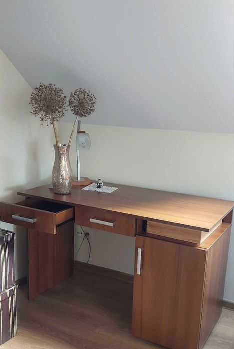 biurko komputerowe wolnostojące Luka