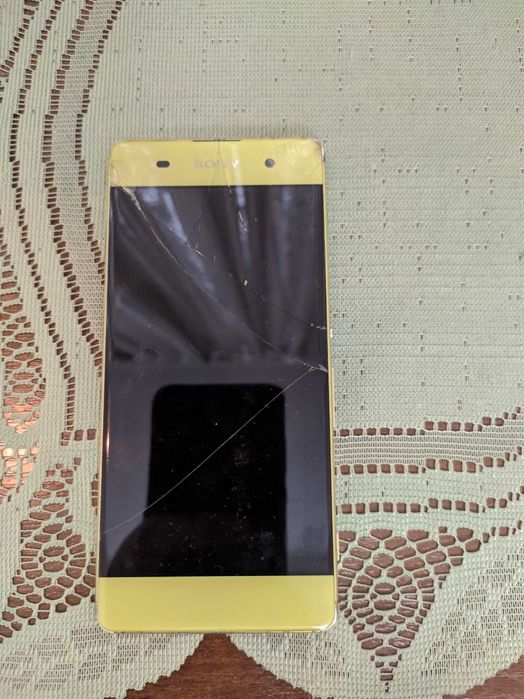 Продам телефон Sony xperia Z1 compact і Sony xperia XA
