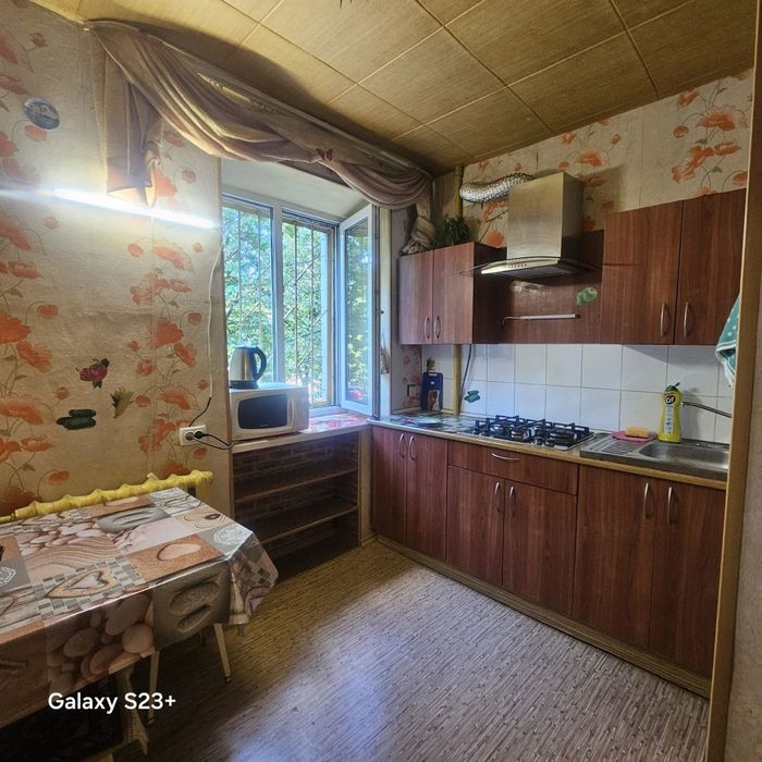 Сдам 2х ком.квартиру на Инглези 3