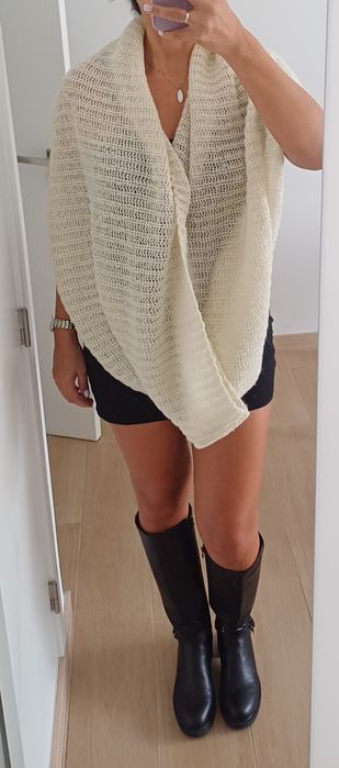 Cachecol da H&M cor pérola