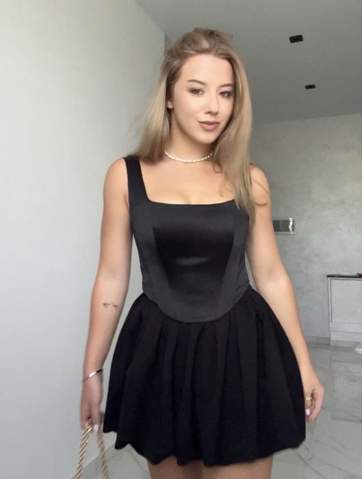 Корсет чорний Must Have