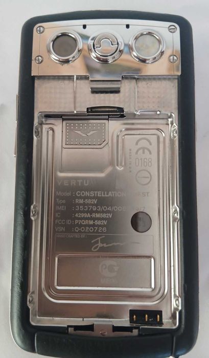Телефон Vertu Constellation Quest Black, оригінал (Кирилиця / Ростест) + Чохол і батарея