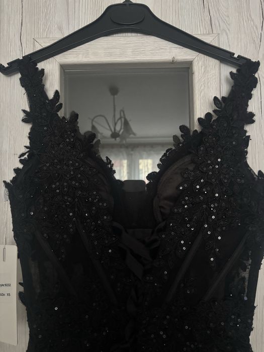 Sukienka na studniówkę