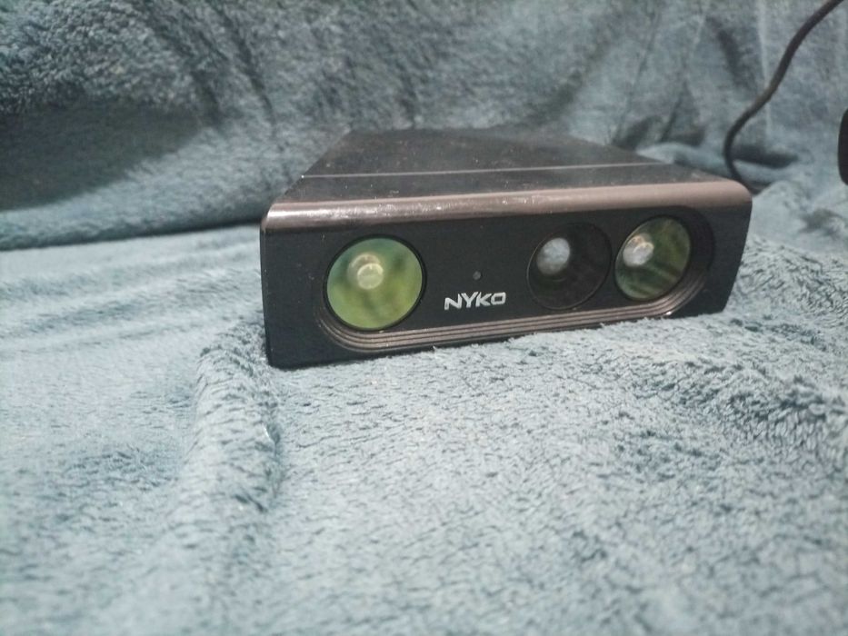 Xbox 360 slim e kinekit e um negócio para kinekit, vendo e troco