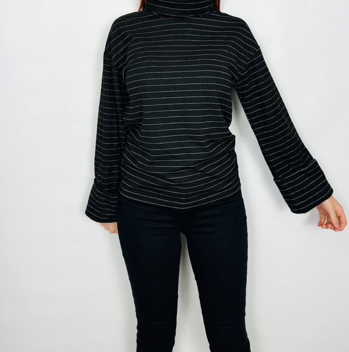 Czarny golf w delikatne prążki XXS/XS 32/34 Primark