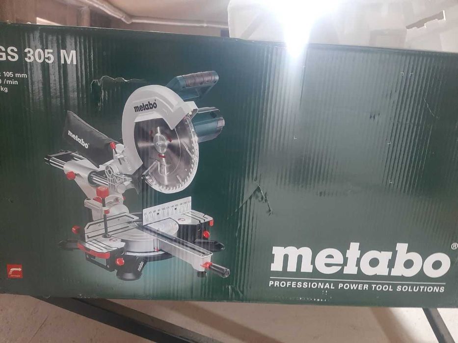 Продається! Торцовочна пила Metabo KGS 305 M