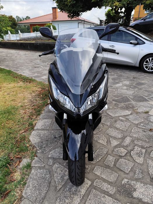 Venda Scooter  Kawasaki J 300