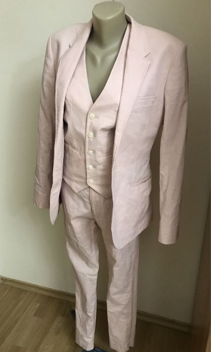 Весільні лляні костюми