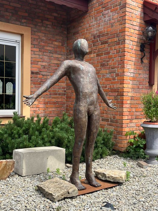 Rzeżba do Ogrodu,  Salonu,  wysokość 190 cm.  " Otwartość "