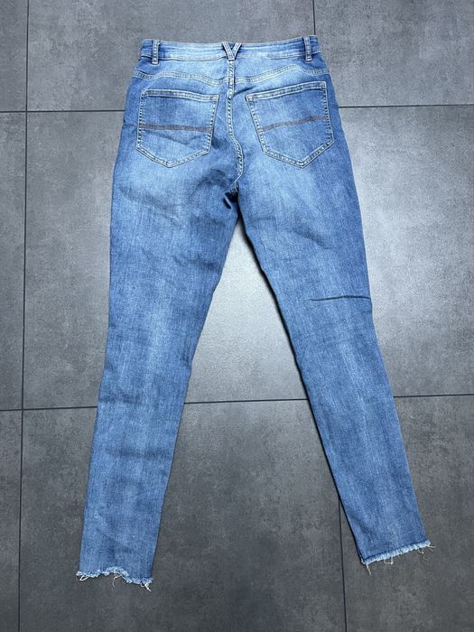 Продам Джинси 42 розмір