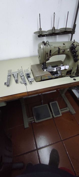 Maquina colarete malha