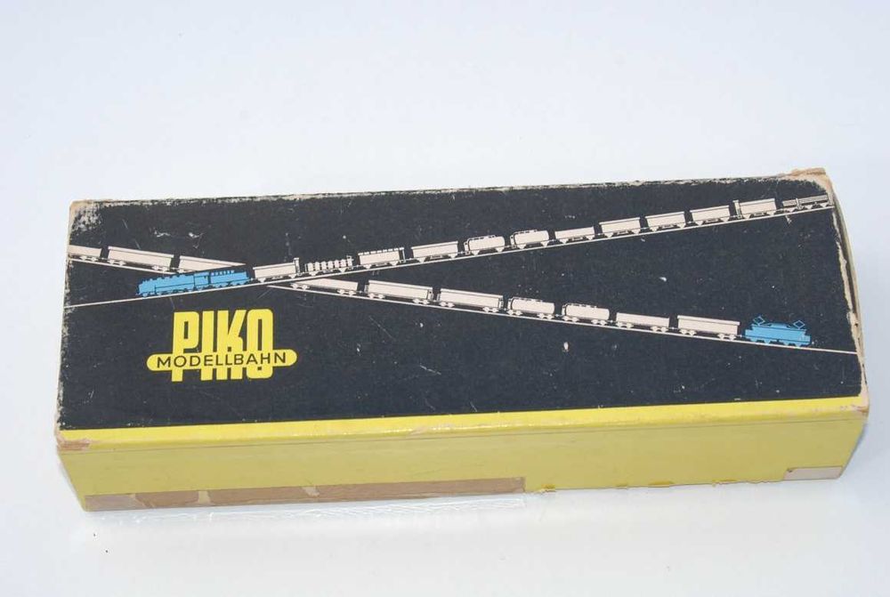 Stara zabawka Piko H0 - 5/6001 Lokomotywa antyk
