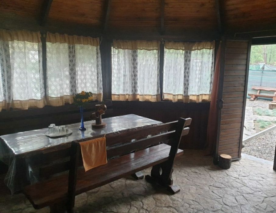 Будинок(зруб),басейн,чан, у лісі,15км від Києва доба дом котедж