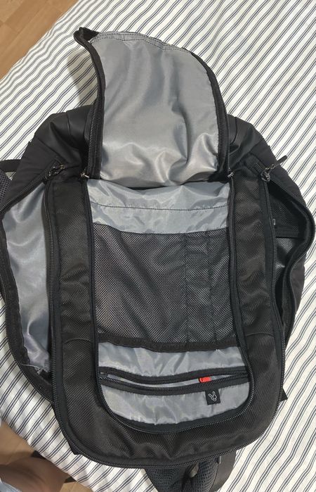 Mochila Quechua 23l nh espace 500