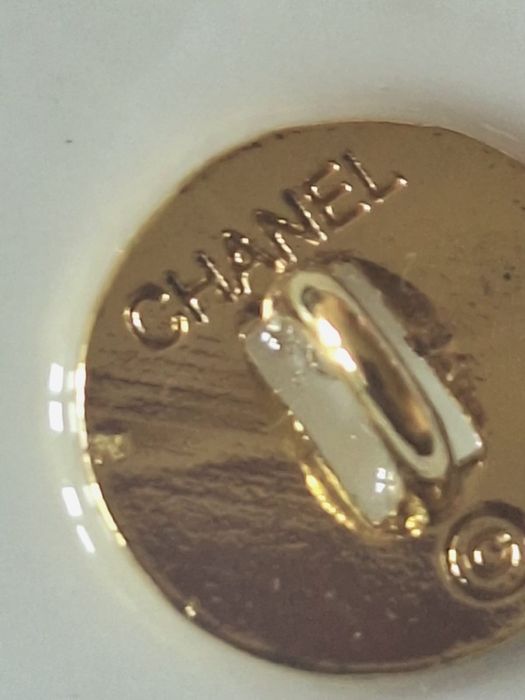 Piekne duze guziki, cena dotyczy 1 sztuki