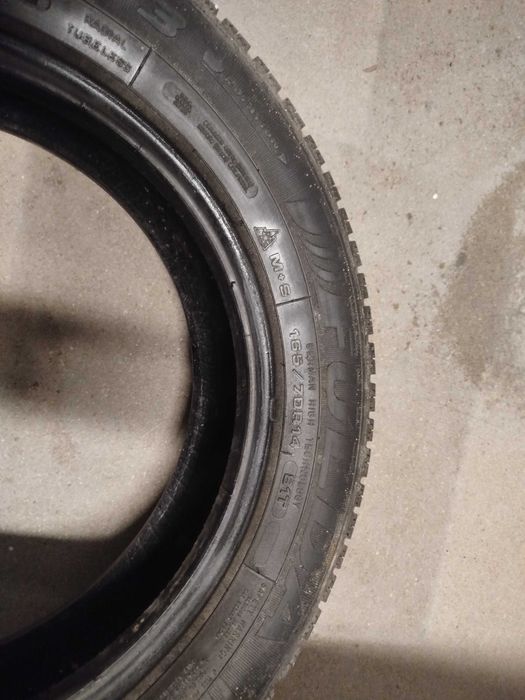 Sprzedam komplet opon wielosezonowych 165/70R14 T81