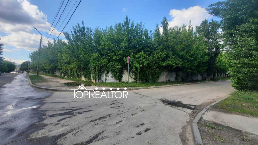 Продам ділянку за адресою: вул. Василя Стуса. Механізаторська.