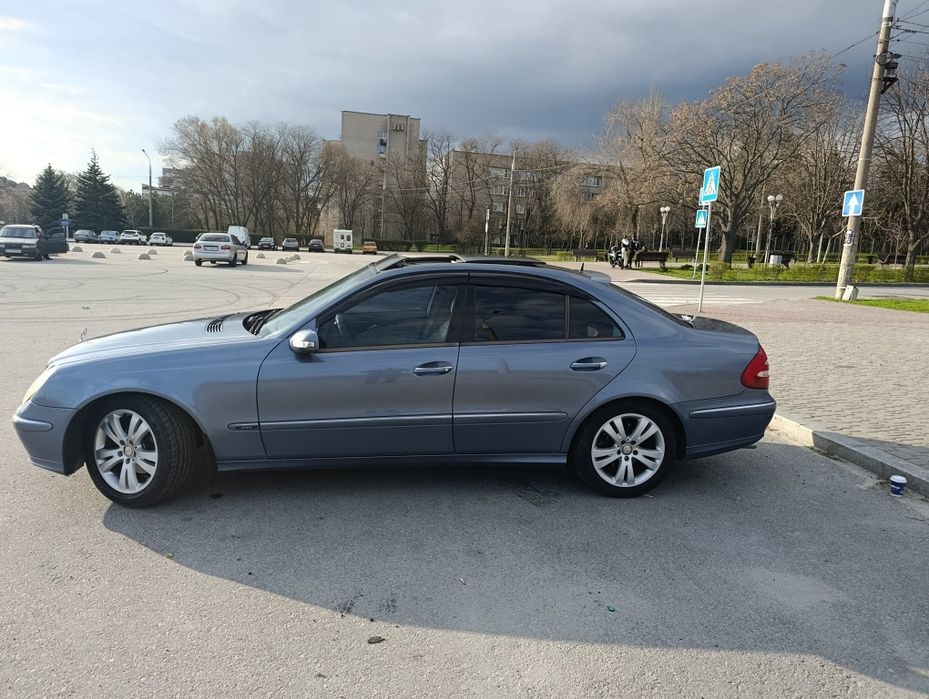 Продам Мерседес Е класу W211