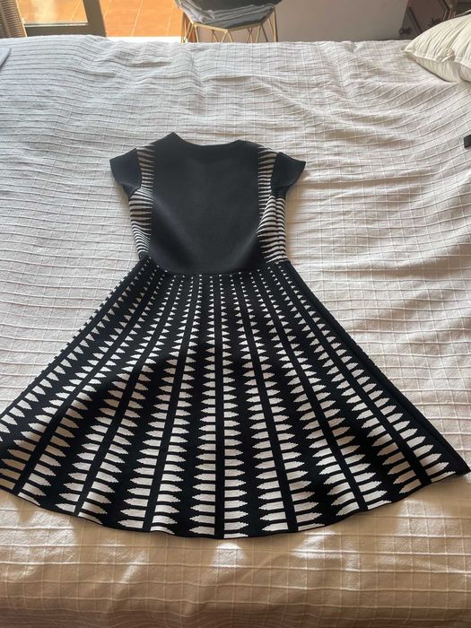 vestido preto e branco zara tamanho s