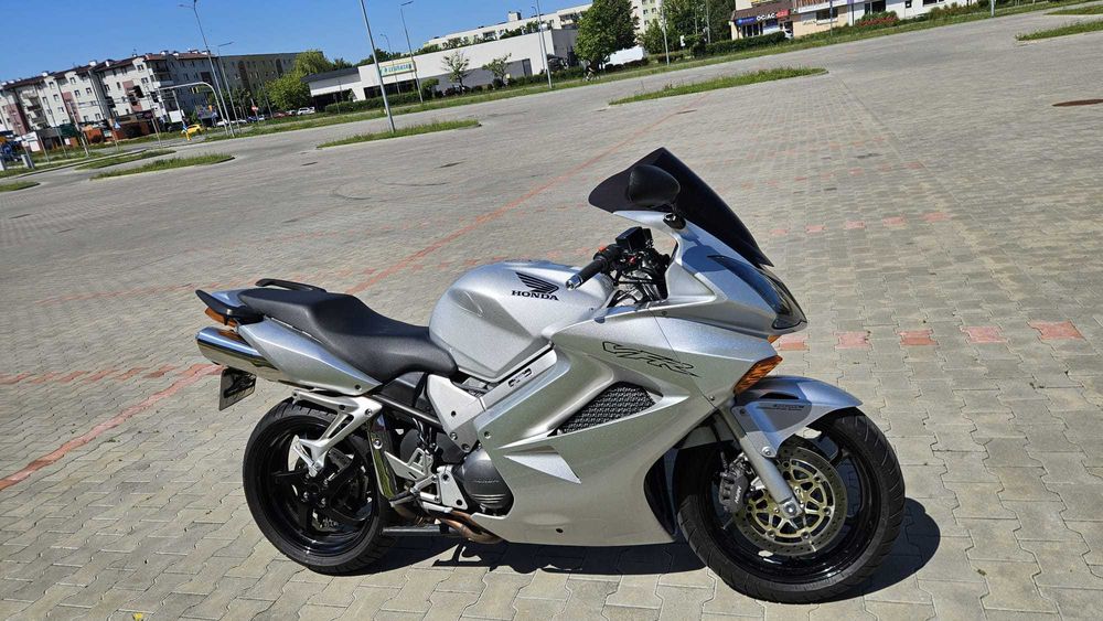 Honda VFR 800 V-TEC