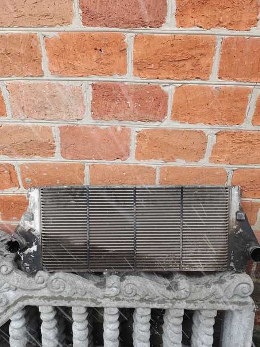 Інтеркуллер з Renault Laguna 2