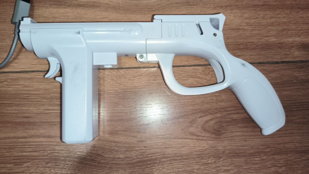 Приставка Nintendo D-63760 globostheim