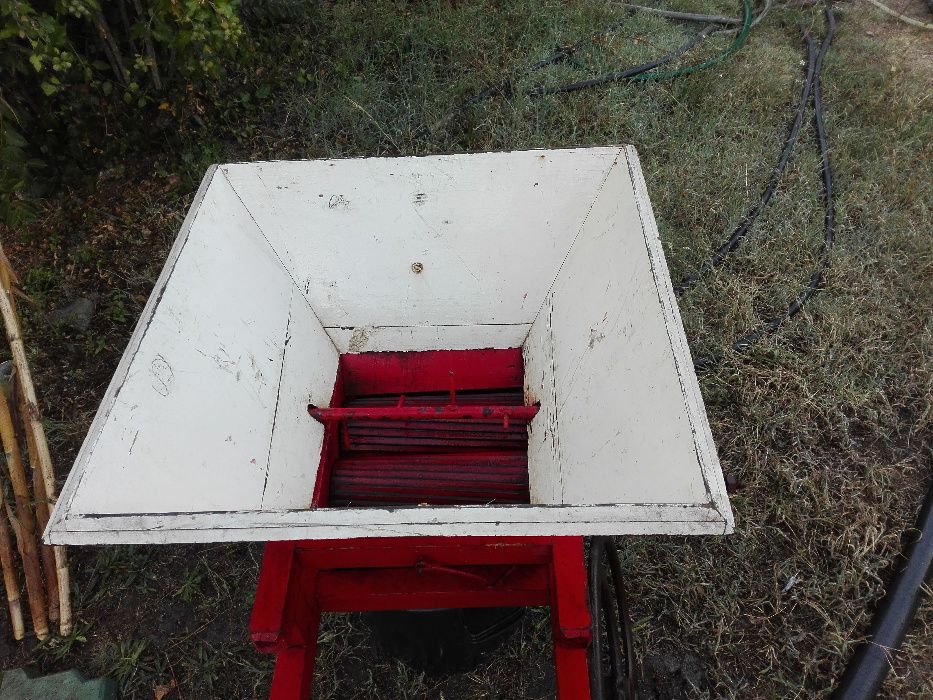 Manual Grape Crusher64751794703363123