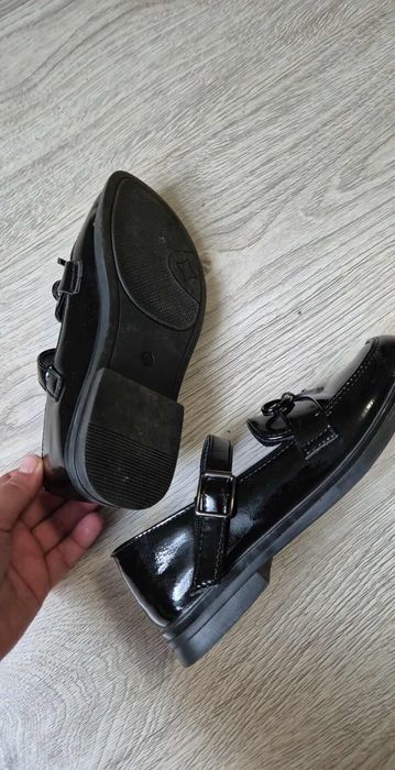 Buty lakierowane