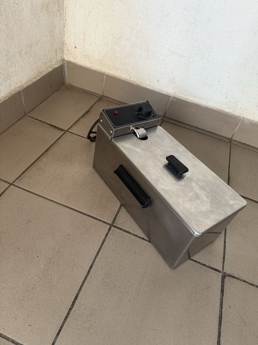 Фритюрниця Обʼєм  4 Літри Німеччина !!!