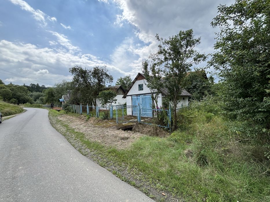 Продається ділянка 20сот. Будинок 51.7м. с.Майдан.Комунікації.Колодязь