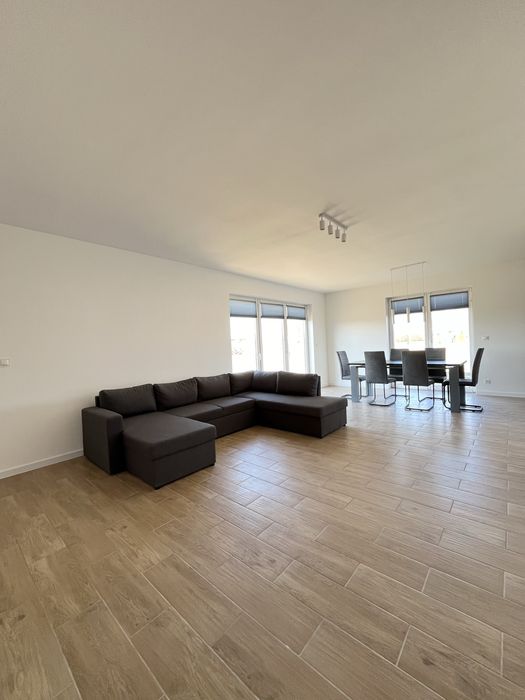 Nowy dom z garażem do wynajęcia