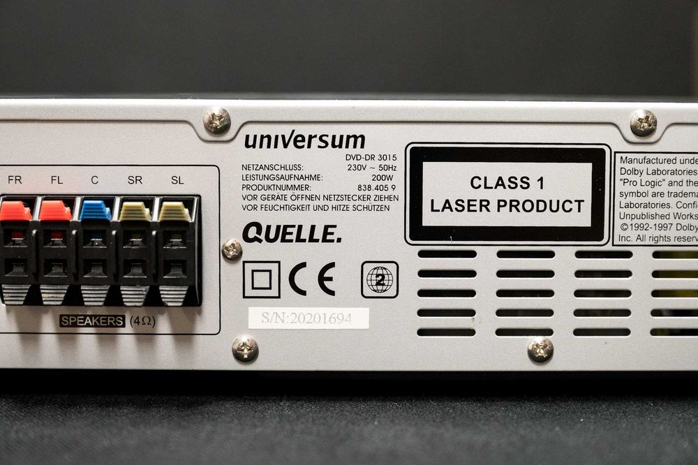 Odtwarzacz DVD wzmacniacz i tuner UNIVERSUM DVD-DR 3015