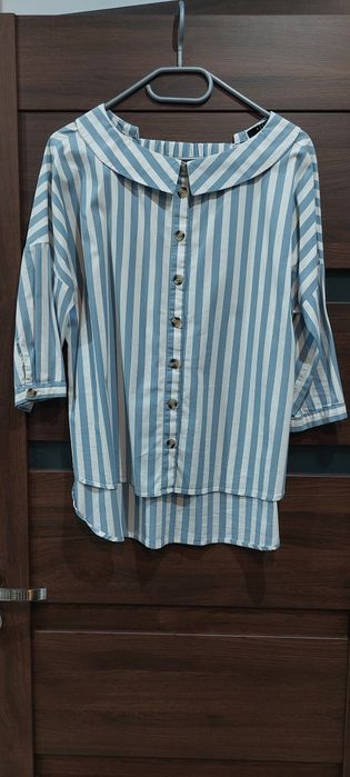Koszula w biało-niebieskie paski