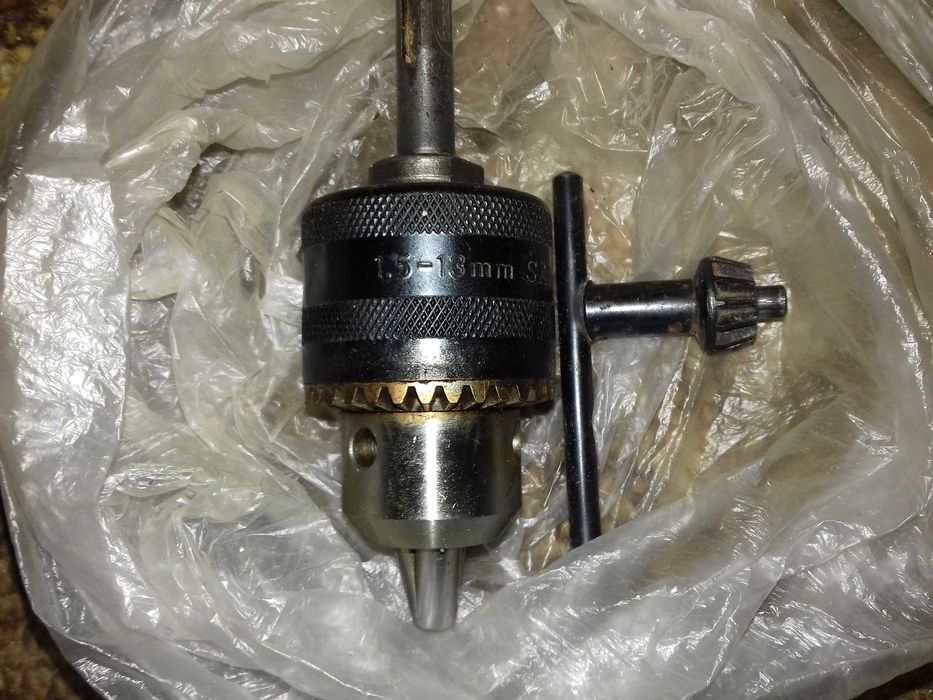 Ручна Дрель Intertool + патрон