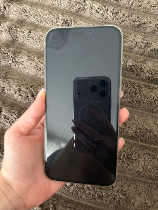 Iphone 15 pro max 256gb eSIM 87% АКБ