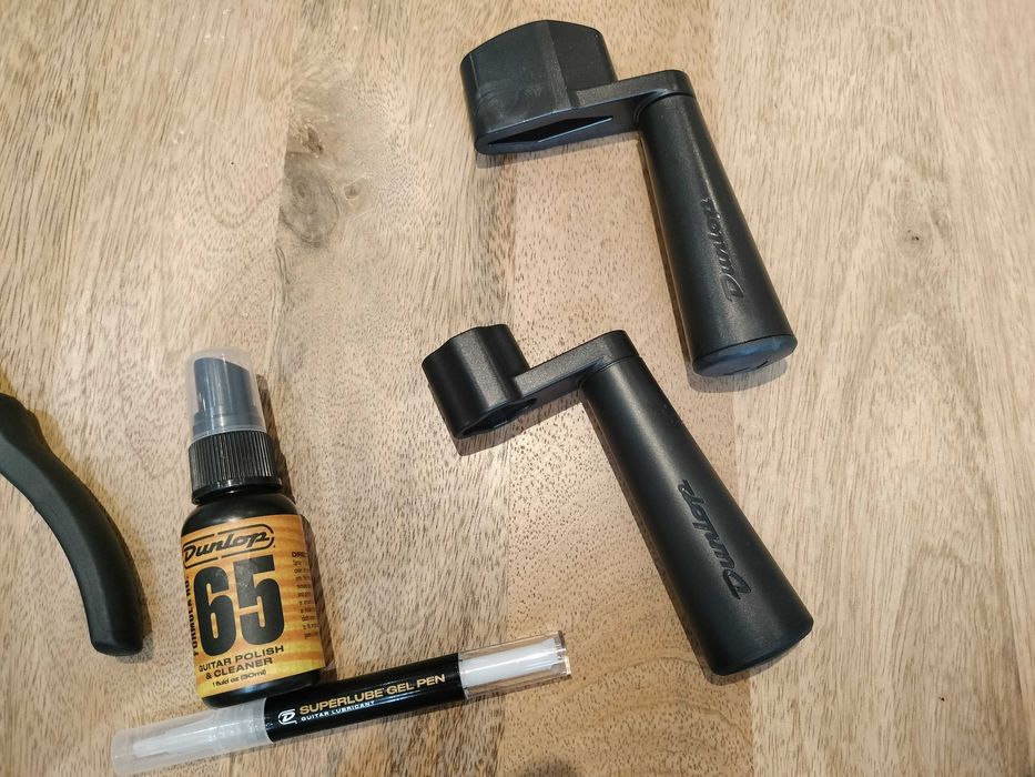 Artigos para guitarra e baixo da Dunlop