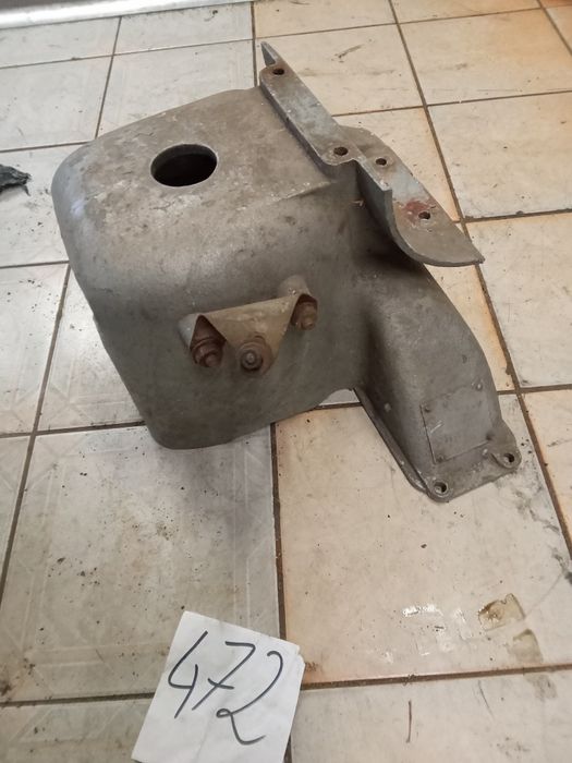 Ursus 308 dzik 21 pokrywa osłona cylindra silnik oryginał