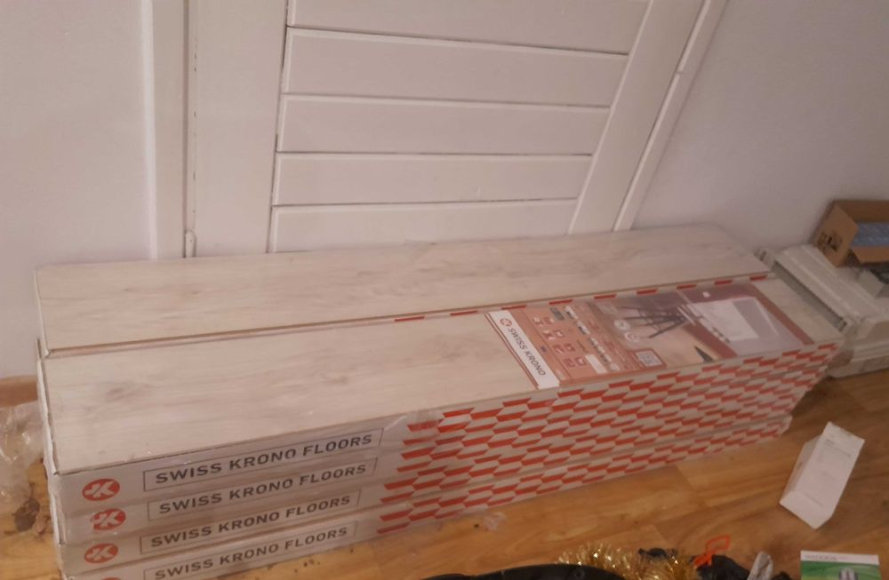 Panele podłogowe swiss krono dąb pino NOWE - wyprzedaż