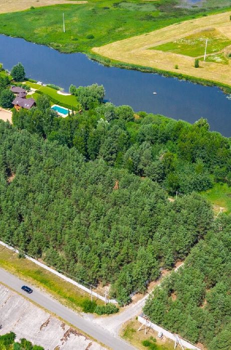 Продам участок в живописном месте с Процев !