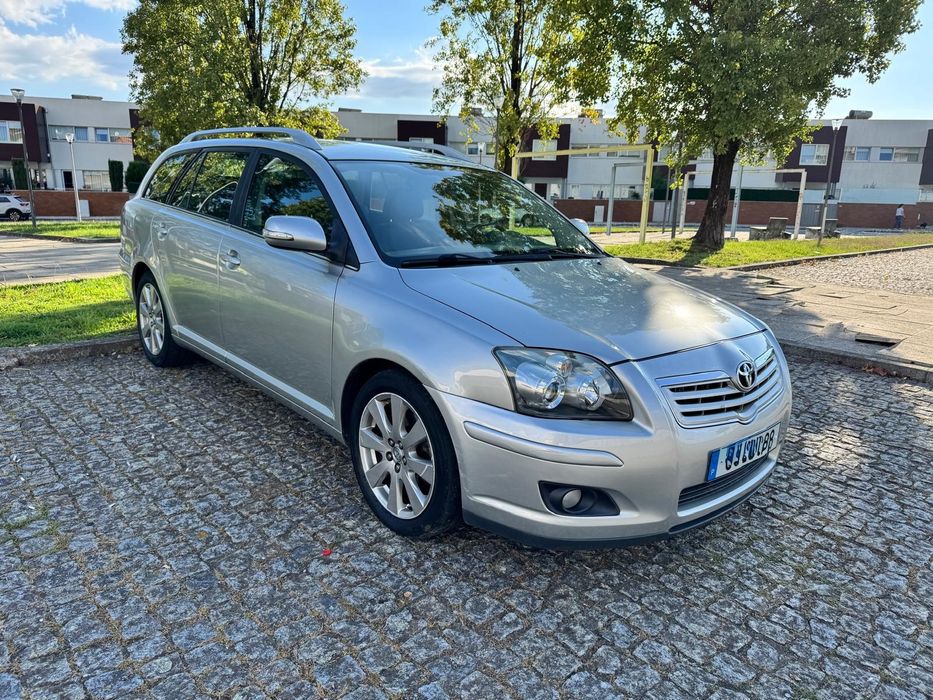 Toyota Avensis Sw 2.0 D-4D Nac — photo 3