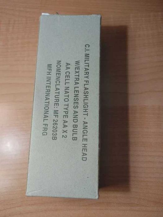 Lanterna Militar Ângulo (Angle Head) MFH International Nova
