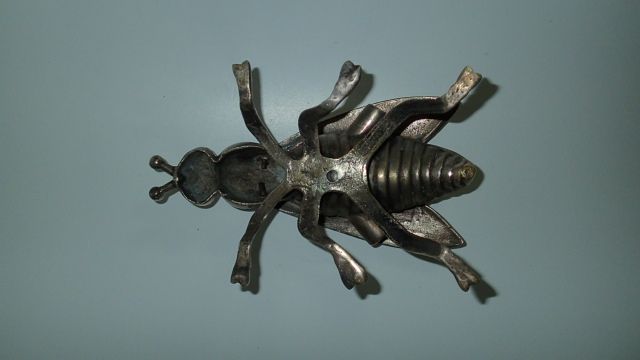 Cinzeiro em bronze