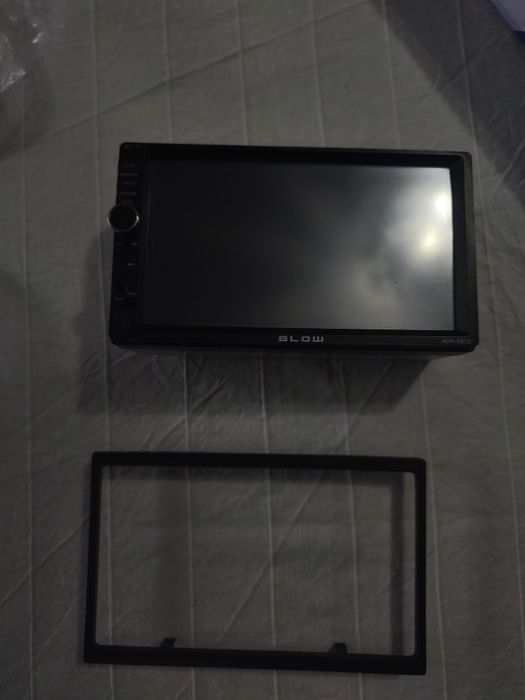Autorádio Blow AVH-9810 2-DIN – Ecrã Tátil 7" & Bluetooth