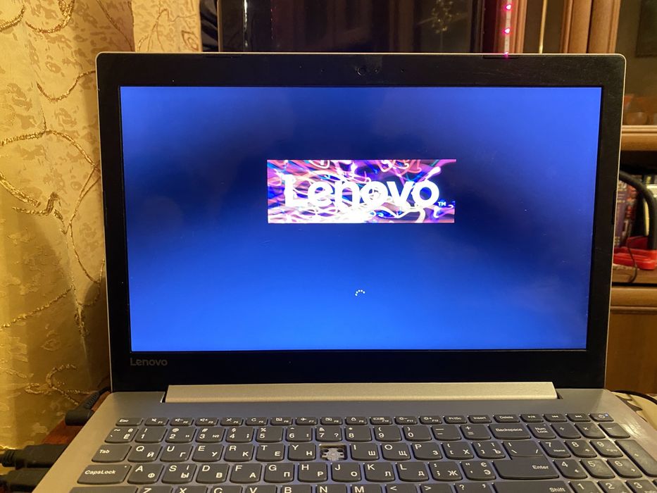Продаю ноутбук Lenovo !!! СРОЧНО ТОРГ)