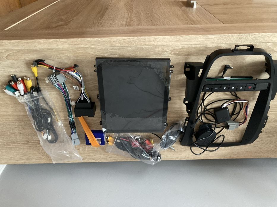 Ekran pionowy radio samochodowe opel astra J 9.7 cala